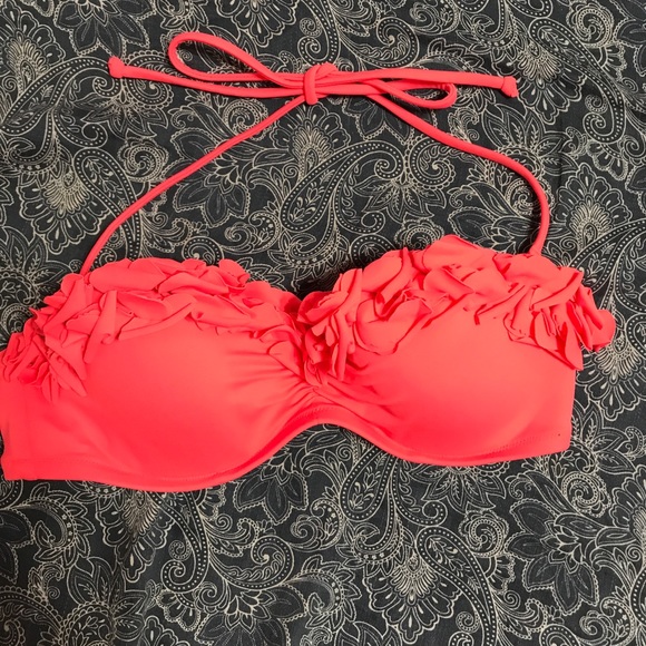 Victoria’s Secret bathing suit top 34b - Picture 1 of 3